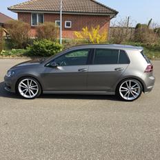 VW Golf 7 R-Line