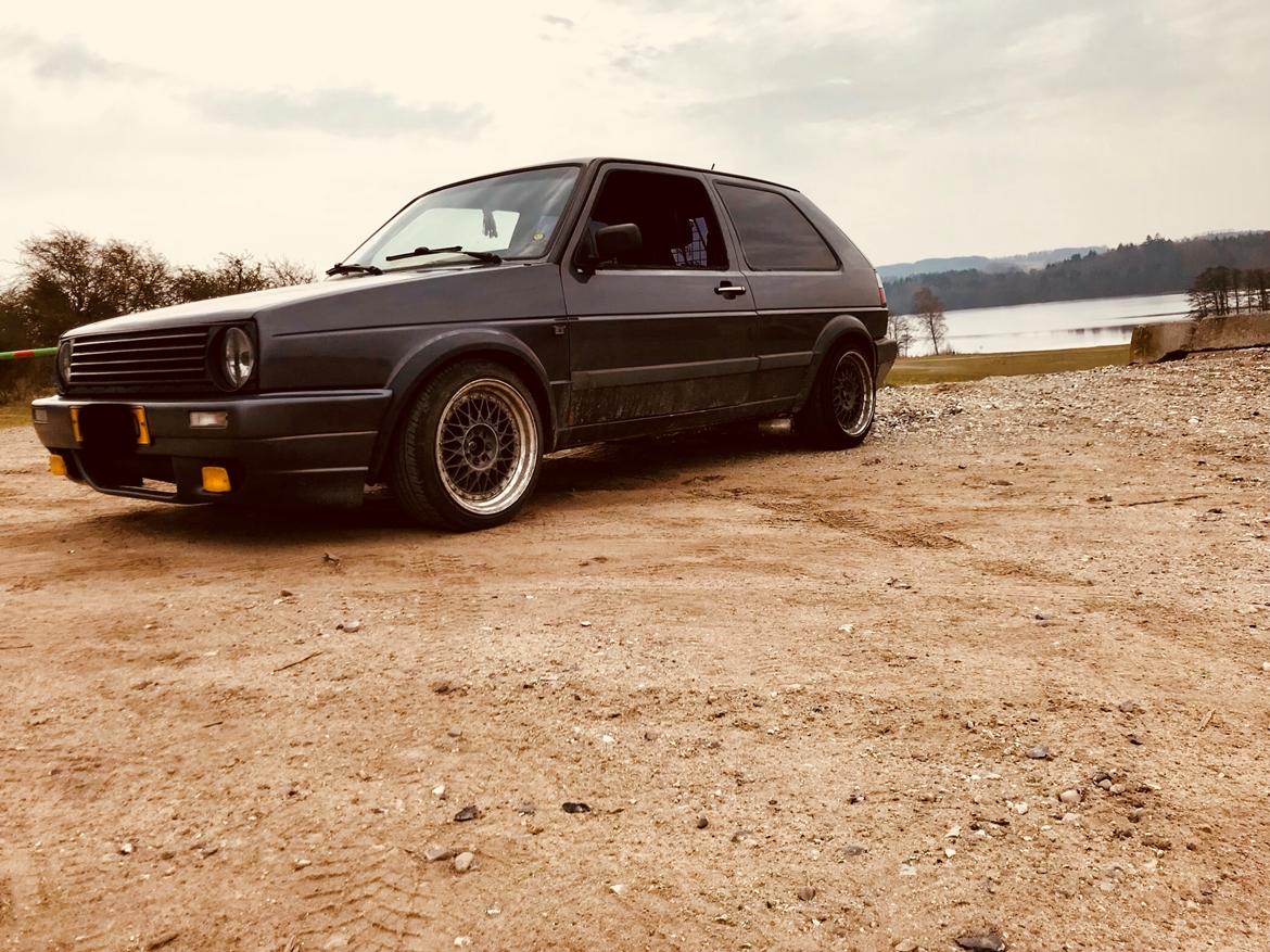 VW Golf MK II. (SOLGT) billede 1
