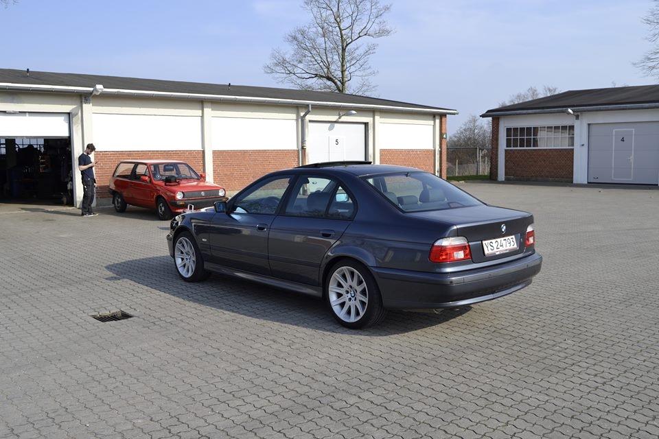 BMW E39 528 billede 4