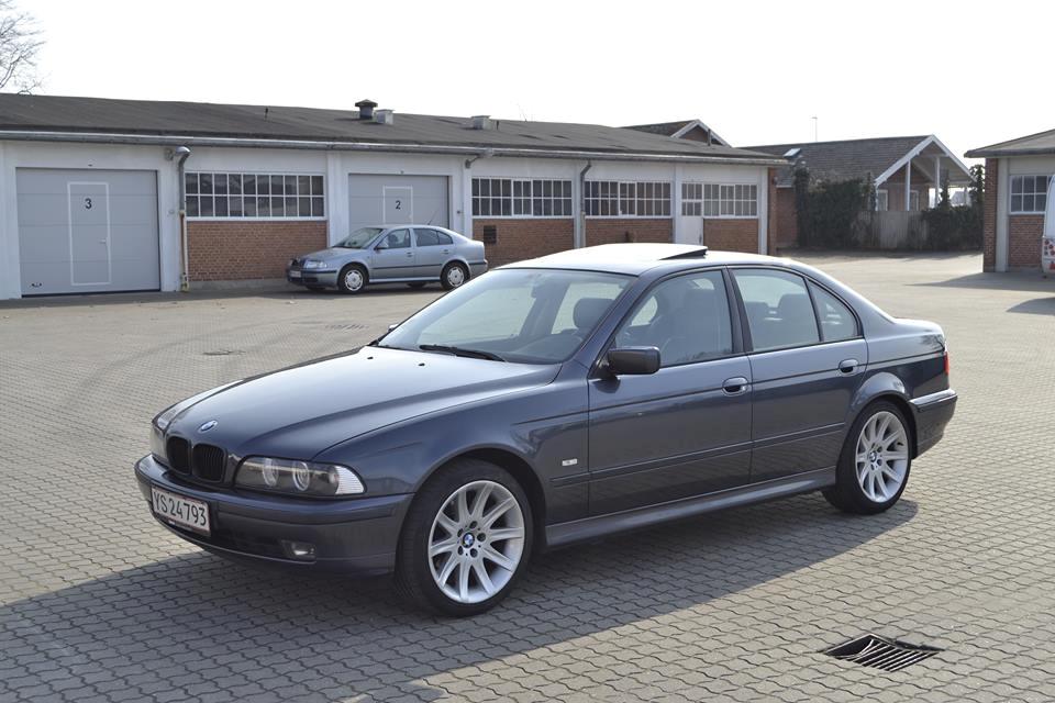 BMW E39 528 billede 1