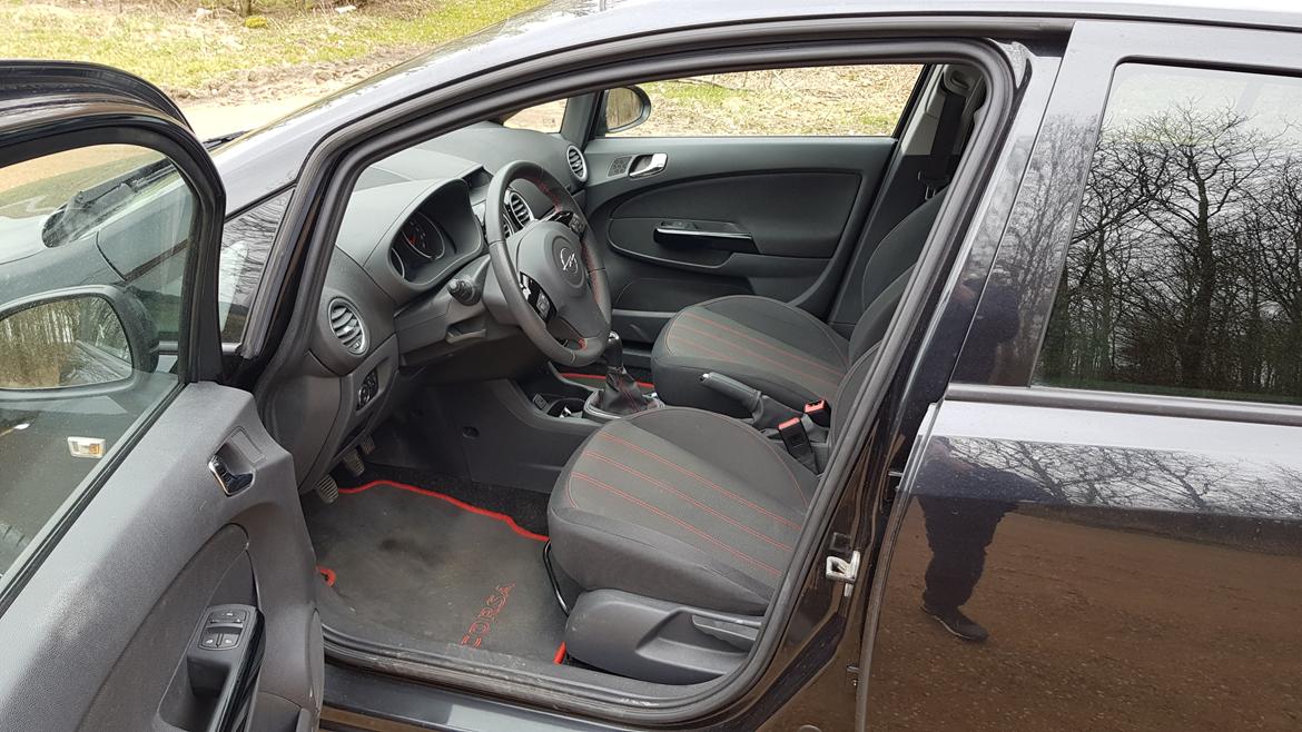 Opel corsa 1.4 t sport 5 dørs billede 2
