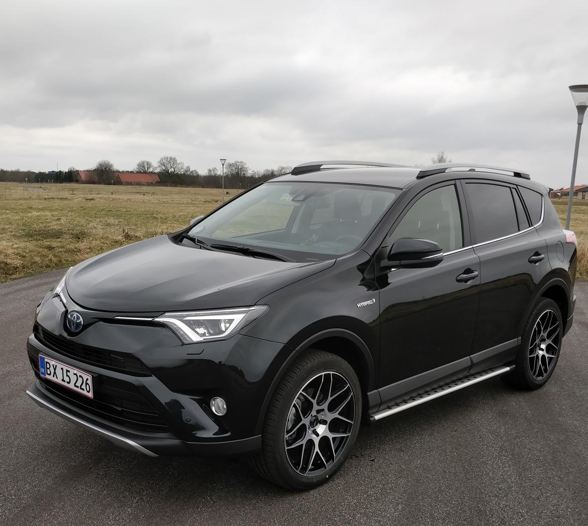 Toyota RAV4 billede 1