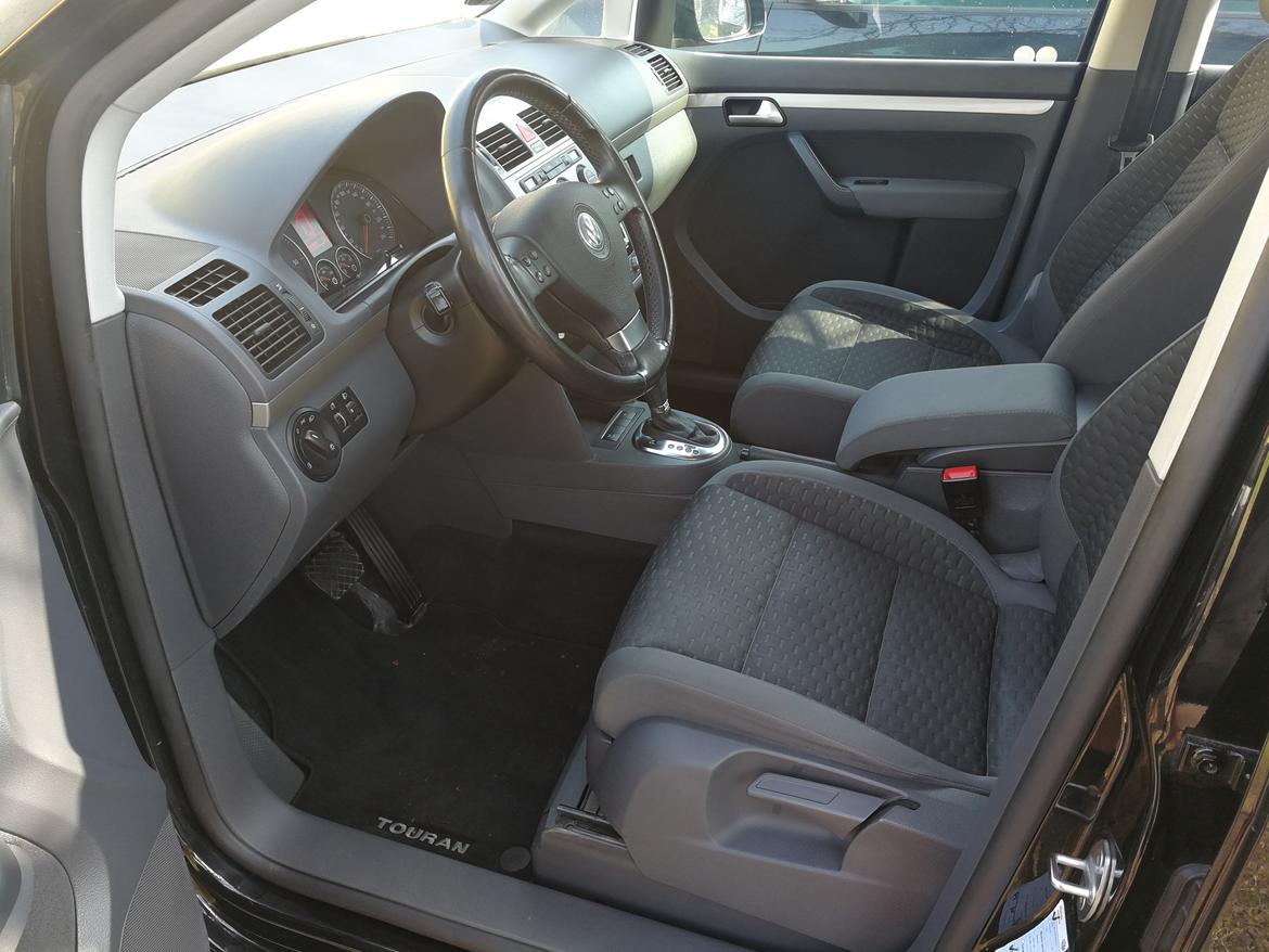 VW Touran 1,9 105HK TDI DSG billede 10