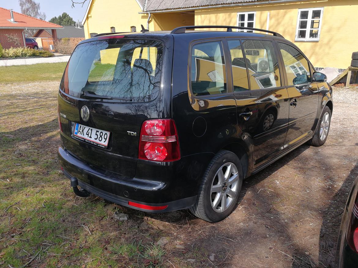 VW Touran 1,9 105HK TDI DSG billede 4