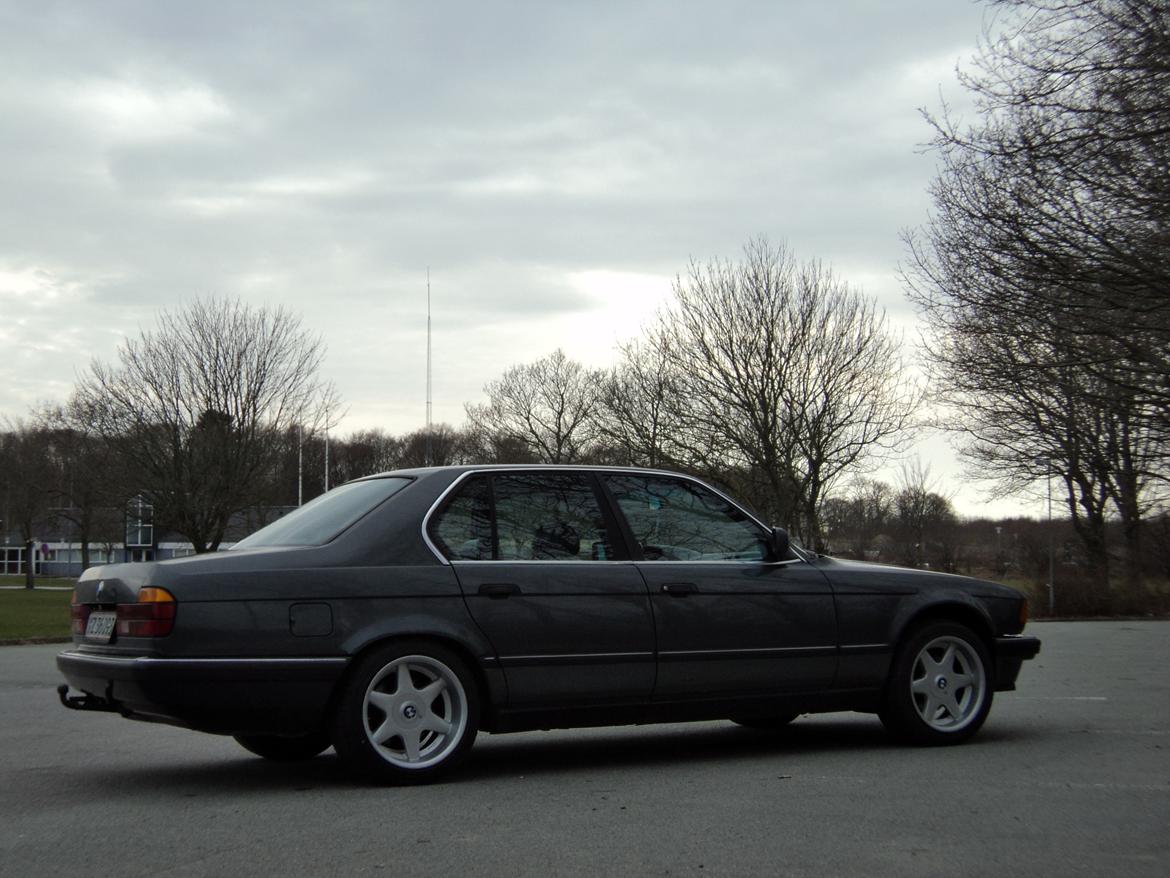 BMW E32 735iA billede 4