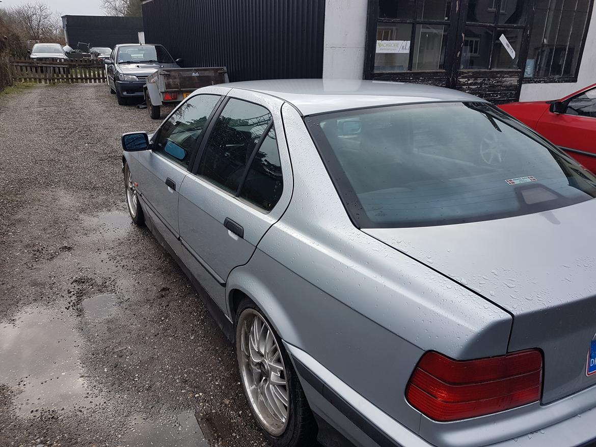 BMW E36 320i 24v enkelt vanos billede 2