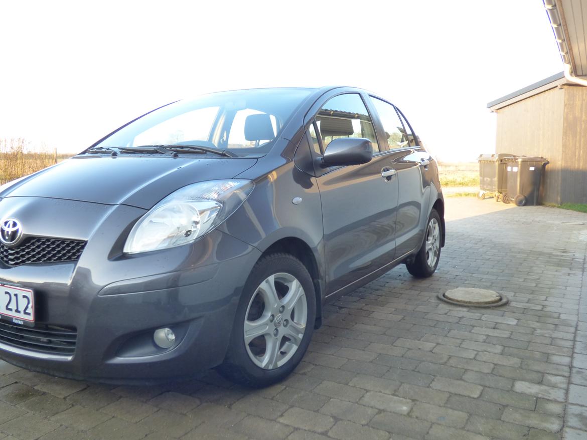 Toyota Yaris 1,33 VVT-i billede 1