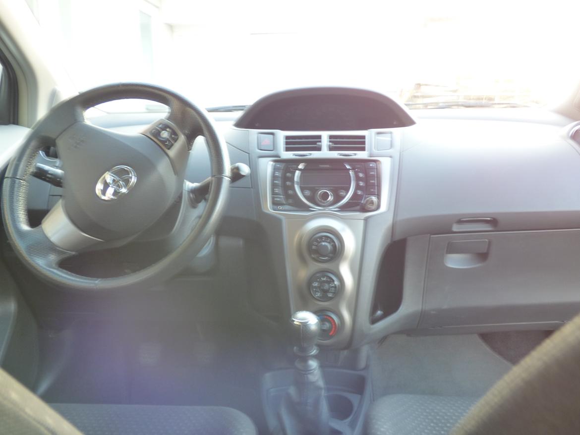 Toyota Yaris 1,33 VVT-i billede 8