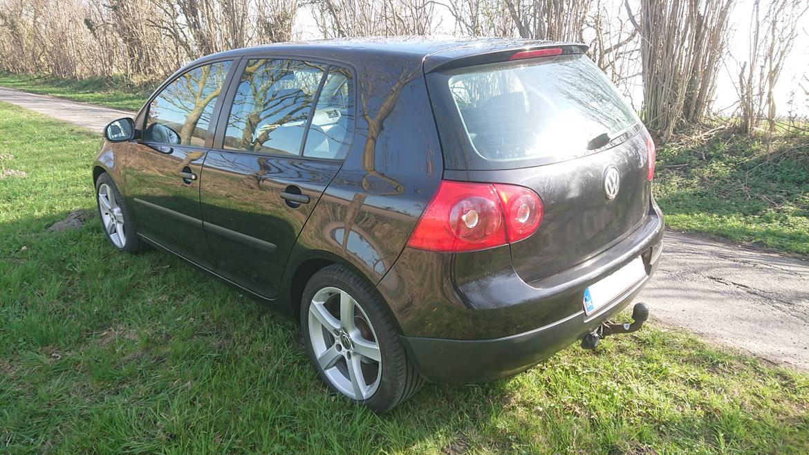 VW Golf V 2.0 FSI Comfortline billede 3