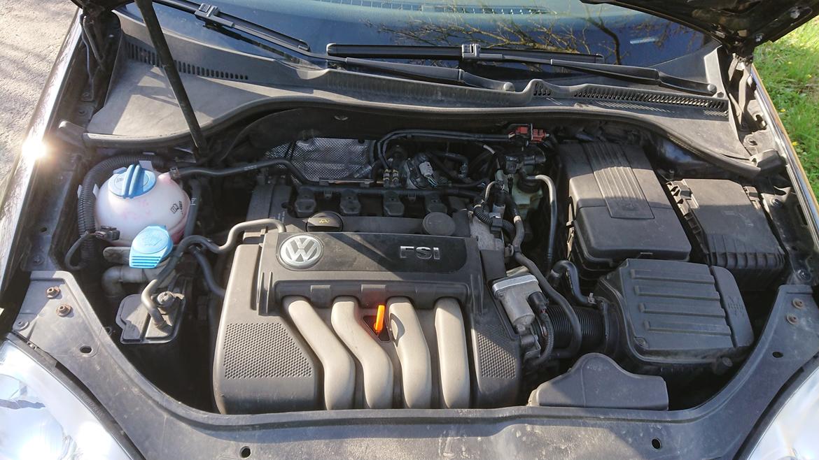 VW Golf V 2.0 FSI Comfortline billede 8