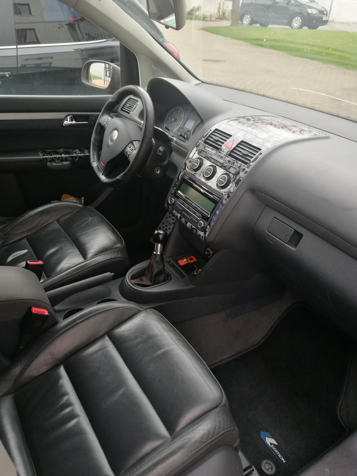 VW Touran 1,9 TDI Solgt billede 2