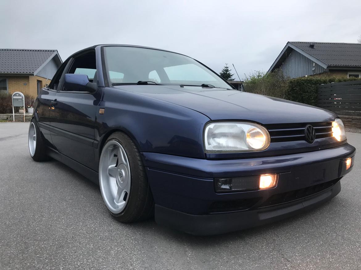 VW Golf MKIII Cabriolet KARMAN billede 1