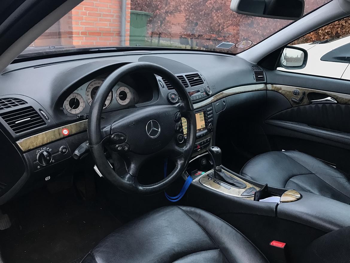 Mercedes Benz E320 CDI Avantgarde billede 4