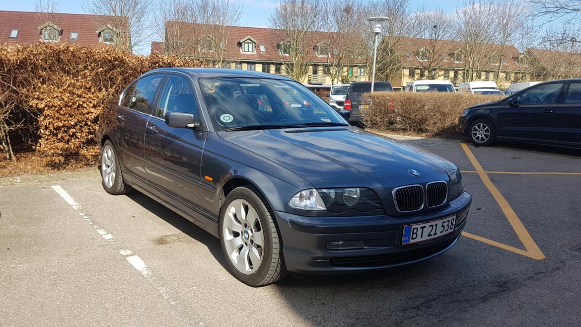 BMW 323i E46 (Solgt) billede 1