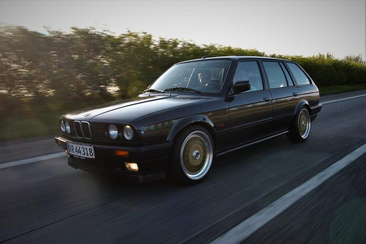 BMW E30 320i M50 Touring billede 1