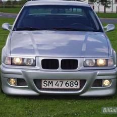 BMW 320i (DØD)