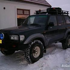 Toyota landcruiser vx 80