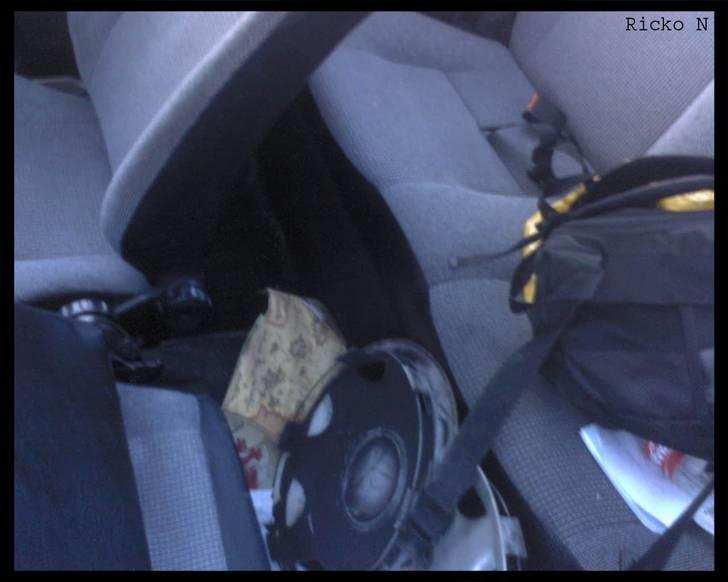 VW Polo 1.0 st.car (Solgt) - Måske man skulle rydde op en dag? billede 4