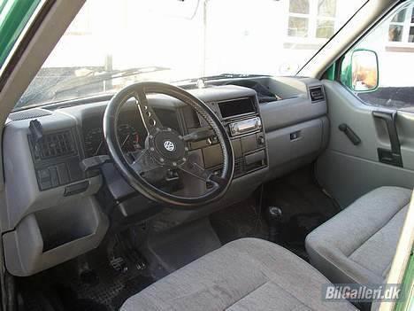 VW Transporter**** SOLGT**** - Lidt kedeligt, men funktionelt, he he billede 7