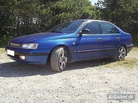 Toyota Carina E 2.0 GLI billede 2