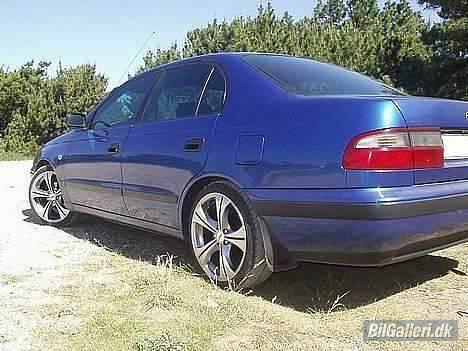 Toyota Carina E 2.0 GLI billede 3