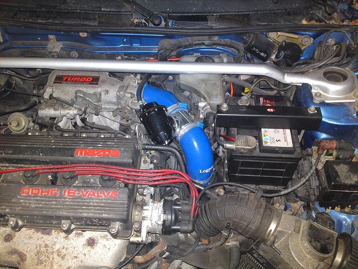 Mazda 323 1,8i GT-R 4WD Turbo - Ny blowoff HKS Style billede 6