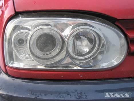 VW Golf 3 - Klare forlygter - byttes med nogle der har sort baggrund  billede 14