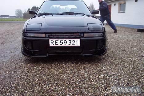 Mazda 323F 1,8i Gt 16v SOLGT!!! billede 1