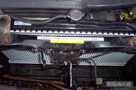 Mazda 323F 1,8i Gt 16v SOLGT!!! billede 13