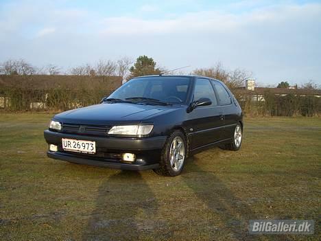 Peugeot 306 XS 1994 TOTAL SKADET billede 1