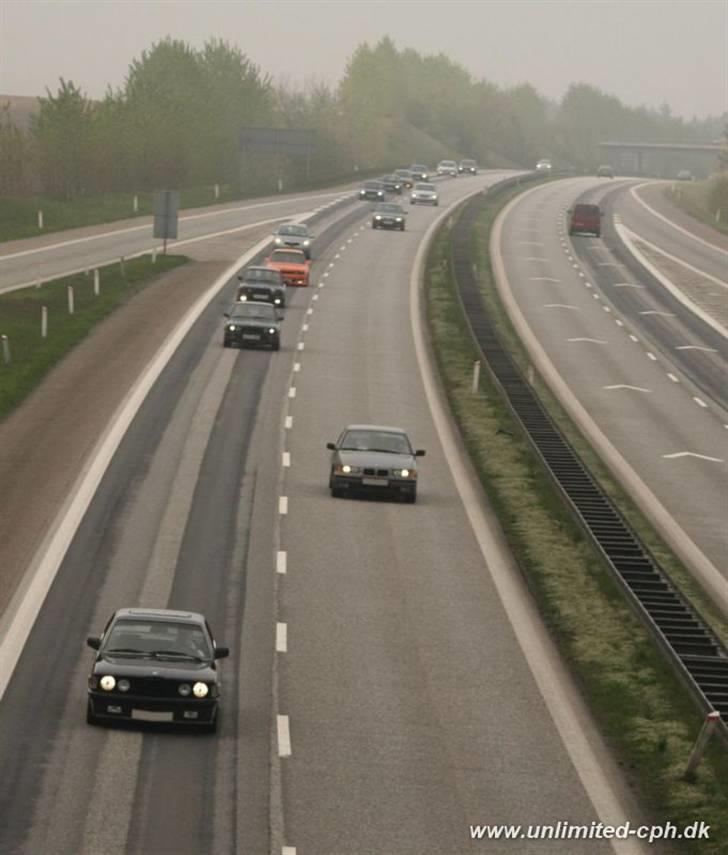 BMW E21 315 ETA solgt - Et par BMWér på vej til Koed åbenthus 2008 billede 6