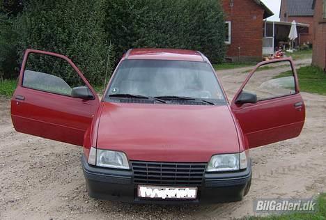 Opel Kadett E >>solgt<< billede 2