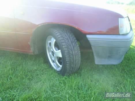 Opel Kadett E >>solgt<< billede 7