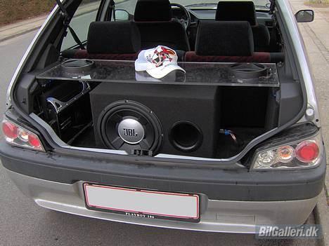 Peugeot 106 Xs "Playboy" (DØD) - Komplet Jbl anlæg billede 1