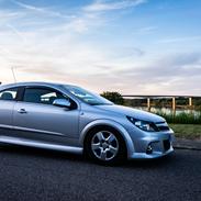 Opel Astra H GTC OPC 2.0Turbo