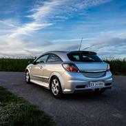 Opel Astra H GTC OPC 2.0Turbo