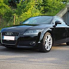 Audi TT Coupé