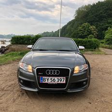 Audi RS4 4,2 V8 cabriolet Quattro