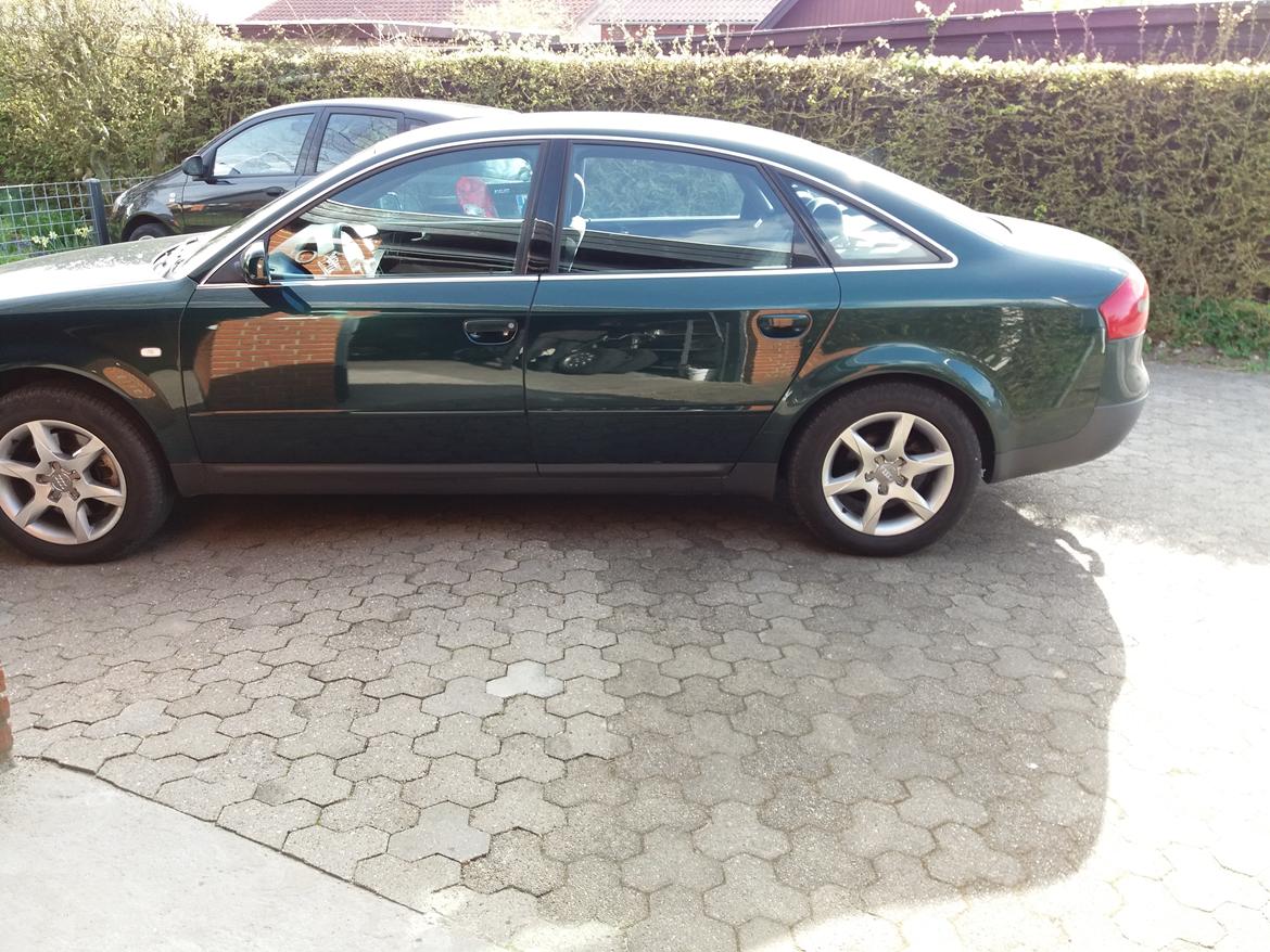 Audi A6 2.4 V6 billede 4