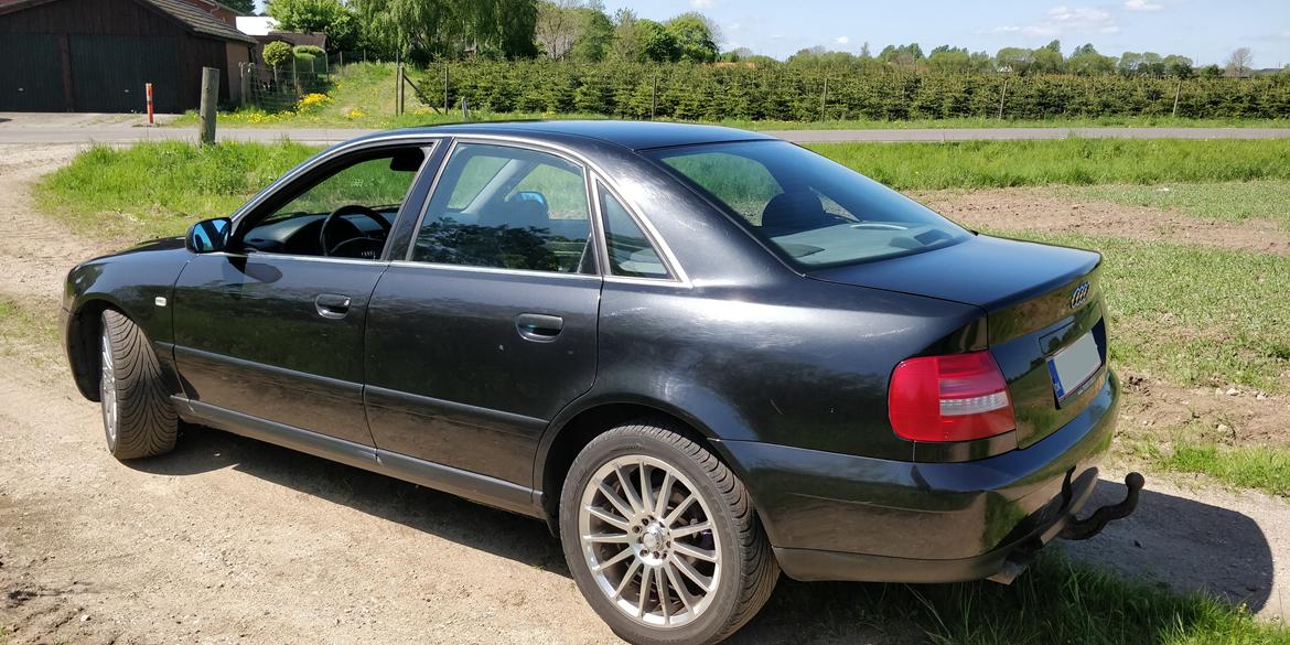 Audi A4 B5 Limousine billede 3