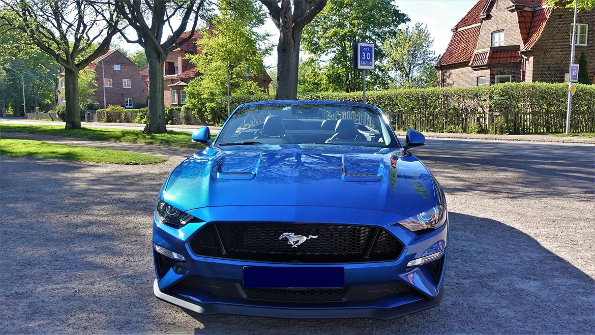Ford Mustang GT Convertible - Fronten er ny. Et par cm lavere end min tidligere model. billede 7