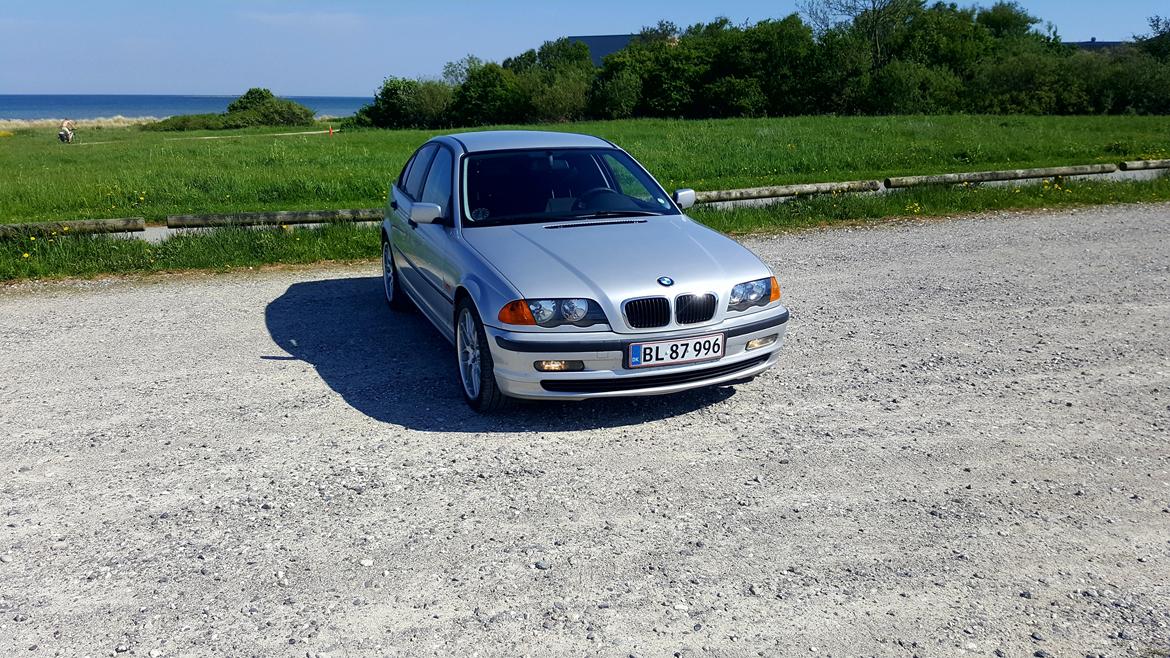 BMW E46 318i billede 2