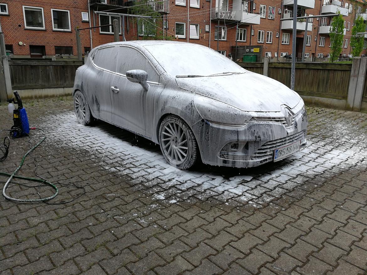 Renault Clio IV "Trophy Line" - Bliver stortset altid vasket i hånden! billede 12