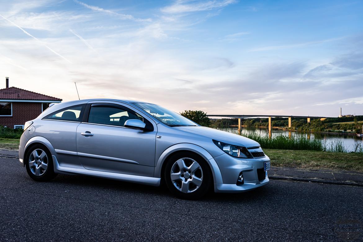 Opel Astra H GTC OPC 2.0Turbo  billede 2
