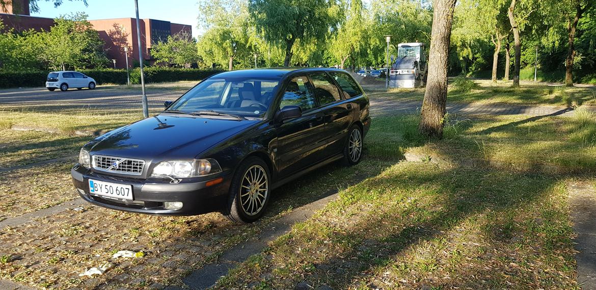Volvo V40 1.8 jubilæum "Solgt" billede 8
