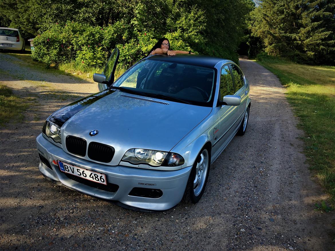 BMW E46 330i - Trackday edition billede 1