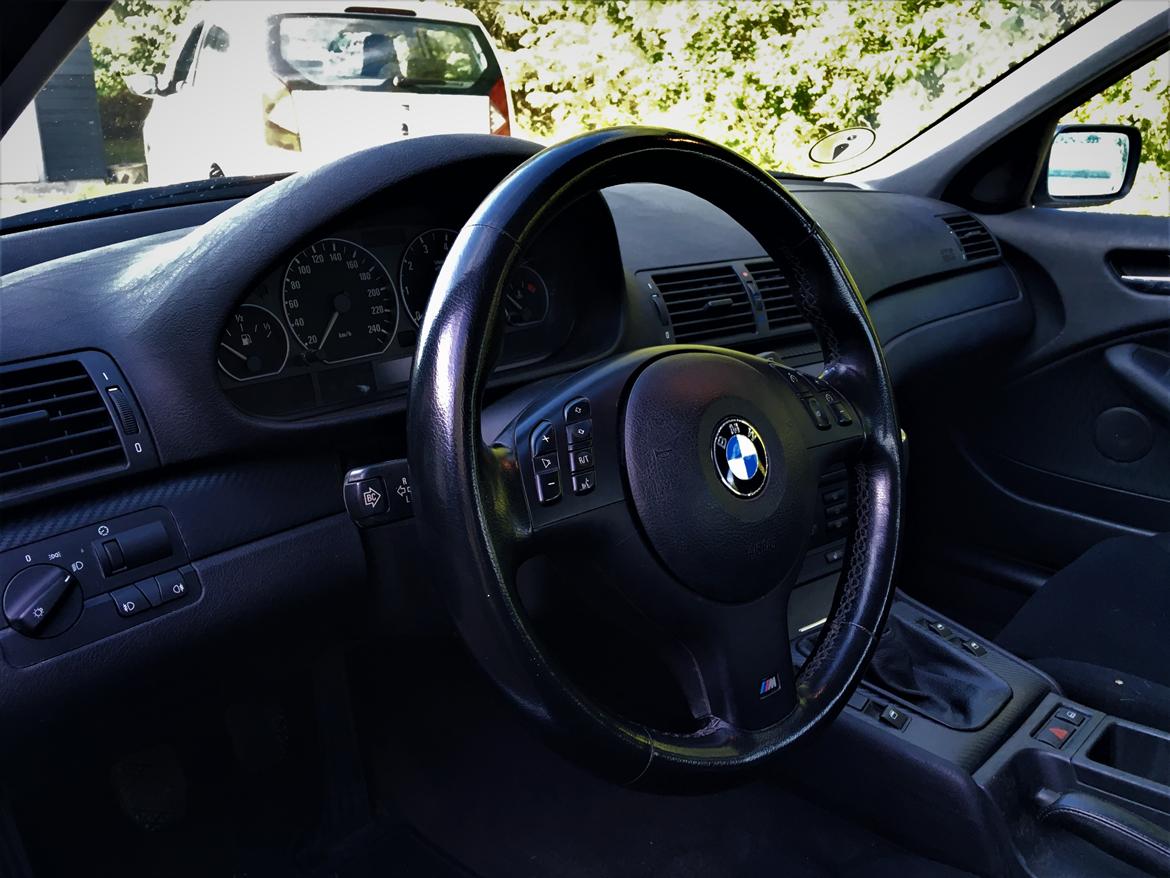 BMW E46 330i - Trackday edition billede 10