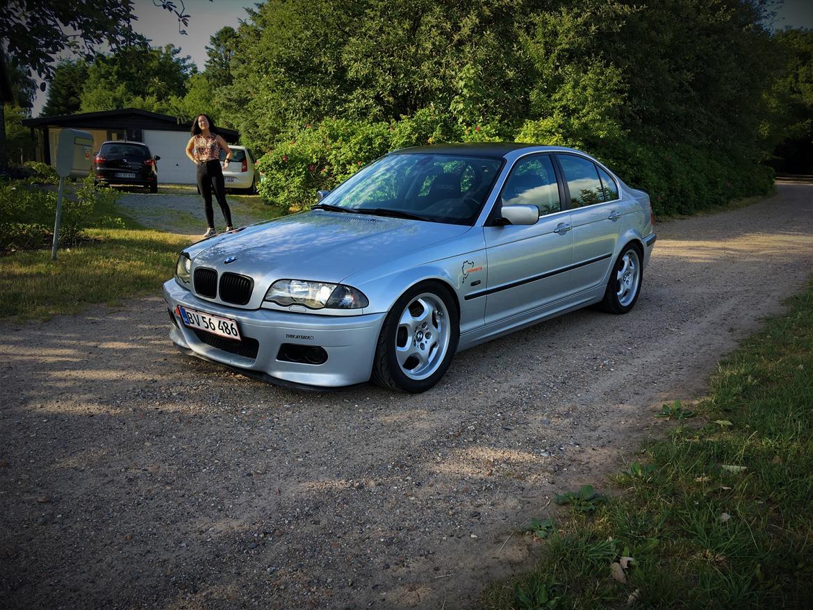 BMW E46 330i - Trackday edition billede 2