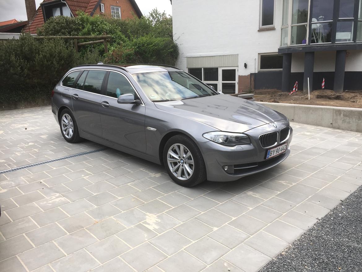 BMW 520d touring aut. F11 ( Solgt ) billede 2