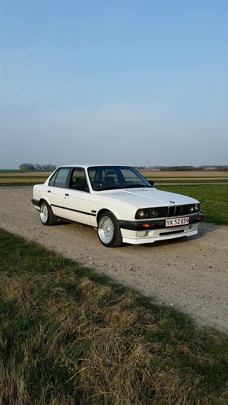 BMW E30 billede 4